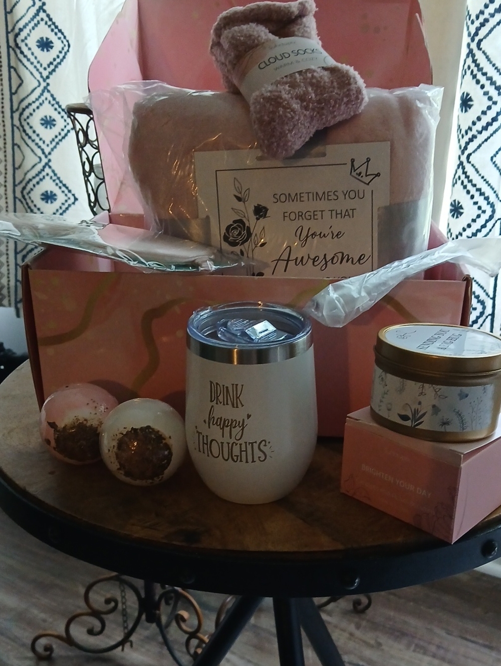 Pink Plush Throw Gift Set - Home Accents